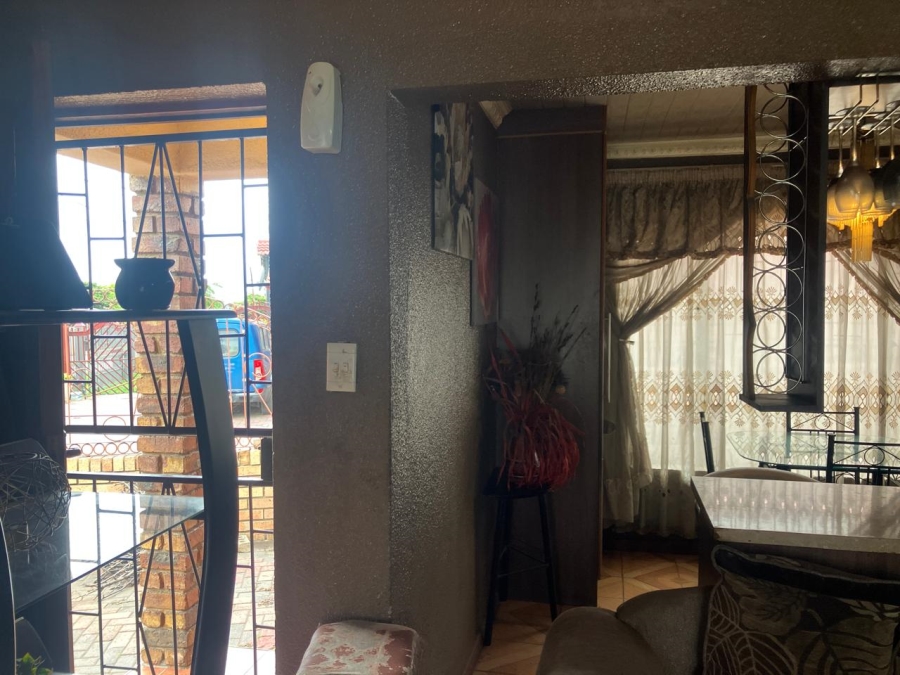 3 Bedroom Property for Sale in Rustenburg Central North West